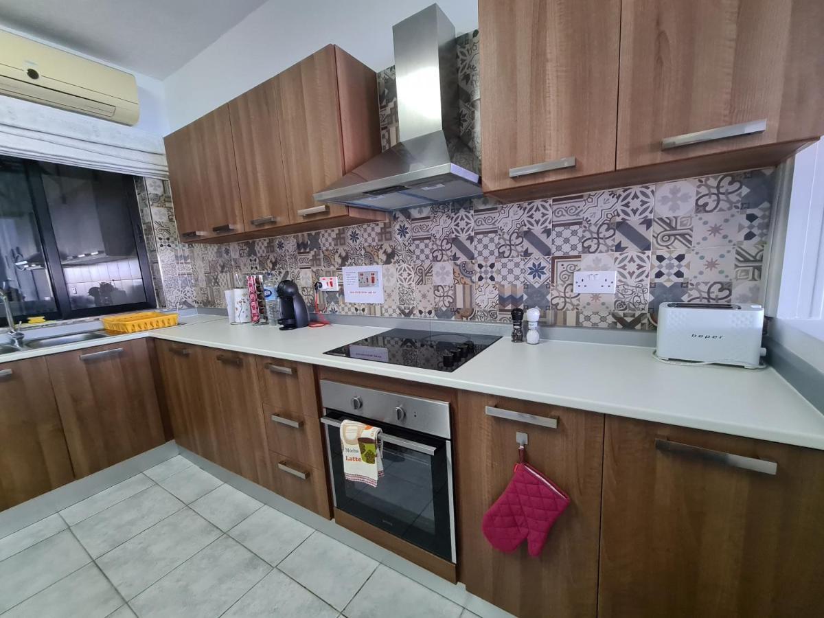 Spacious Seafront Apt Next To Sliema-Valeta Ferry Exteriér fotografie