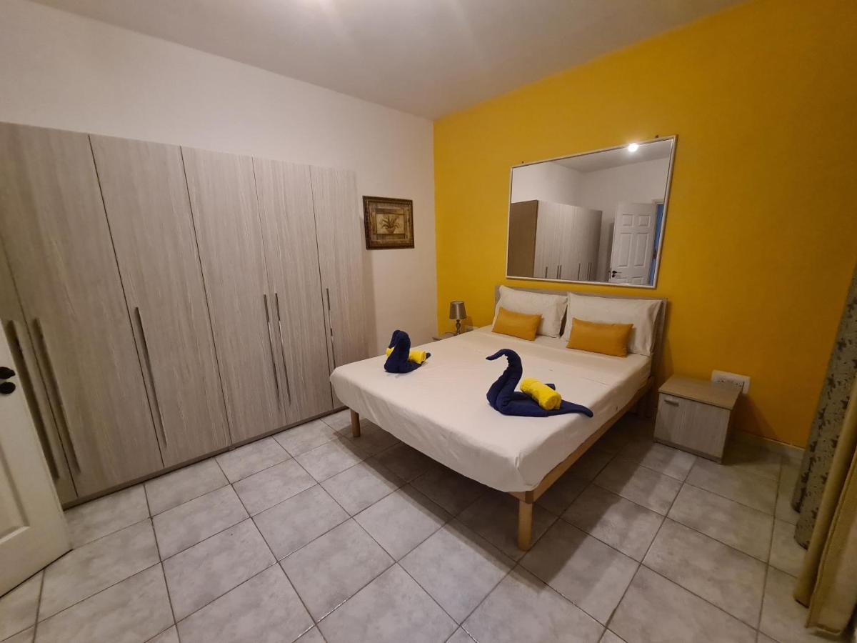 Spacious Seafront Apt Next To Sliema-Valeta Ferry Exteriér fotografie